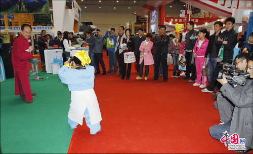 中國國內旅交會：周村古商城亮點紛呈 搶人眼球 張紅霞 攝