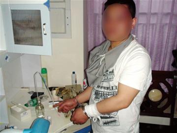 毒販住高檔小區(qū)150平房子 月賺幾十萬(wàn)公安門前晃 毒販住高檔小區(qū)150平房子 月賺幾十萬(wàn)公安門前晃