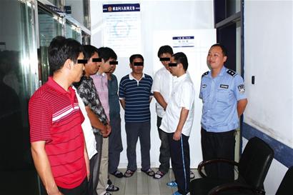 洗車店暗藏賭窩 洗車店暗藏賭窩