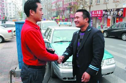 搶救休克男童的哥連闖紅燈 爭(zhēng)取寶貴時(shí)間