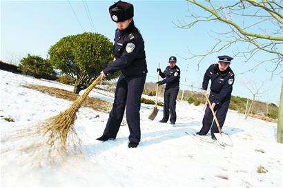 昨天出門(mén)沒(méi)耽誤