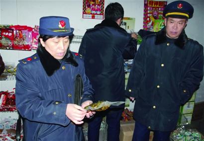 點(diǎn)心過(guò)期咋處理？賣到農(nóng)村小賣部！