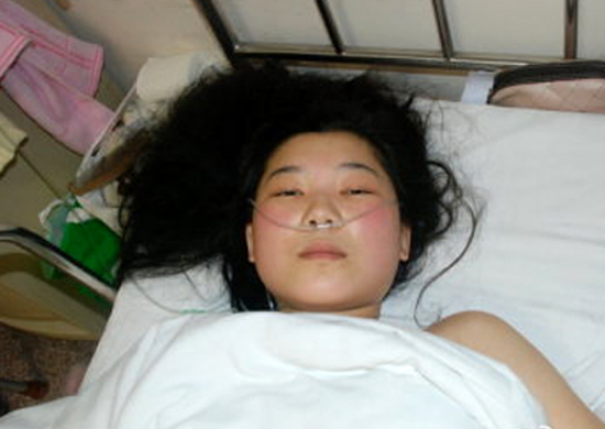 青島女孩北京墜樓 愛(ài)心網(wǎng)友微博救助 青島女孩北京墜樓 愛(ài)心網(wǎng)友微博救助