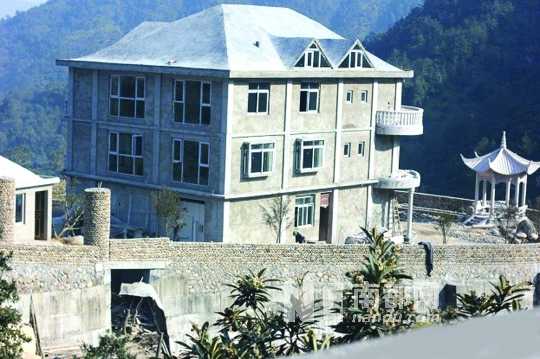 溫州人大代表被曝建違章豪華別墅 溫州人大代表被曝建違章豪華別墅