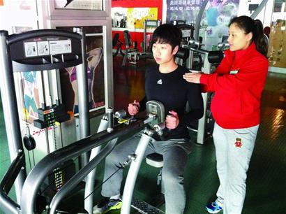 “一對(duì)一”私教月薪上萬元 “一對(duì)一”私教月薪上萬元