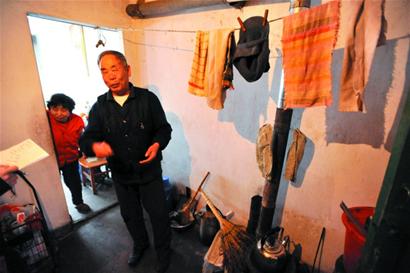 中心醫(yī)院片區(qū)筒子樓變套房 中心醫(yī)院片區(qū)筒子樓變套房